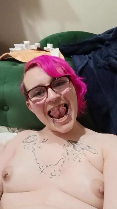 I can do wonders with my split tongue