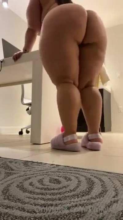 Backshots Go CRAZY !