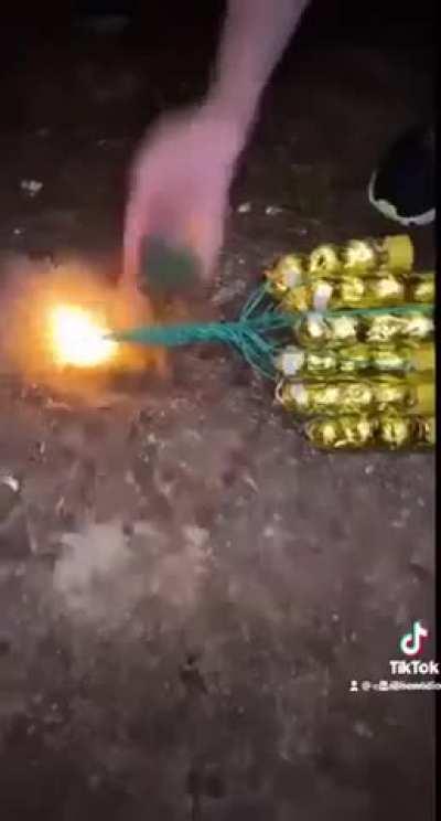 Muscle men blow up Texas