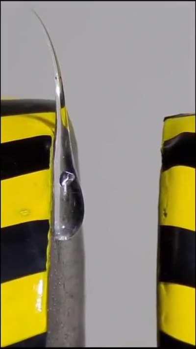 Prince Rupert's drops vs hydraulics press