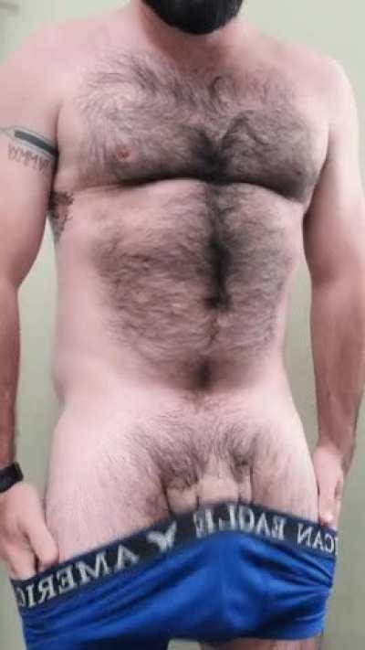 Reddit has really helped me love my dad bod.