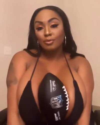 MILFs Love Football Too