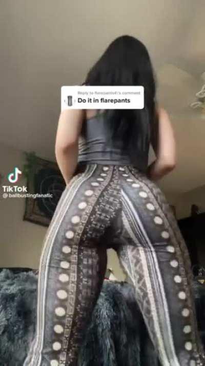 Little snippet from a twerk comp I made.