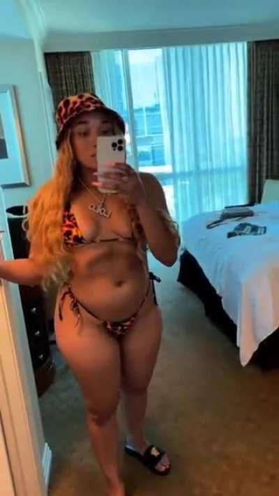 More of the usual 🍑🍯