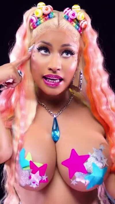 Nicki Minaj Trollz video cropped for mobile