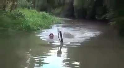 This guy is riding an entire rig underwater