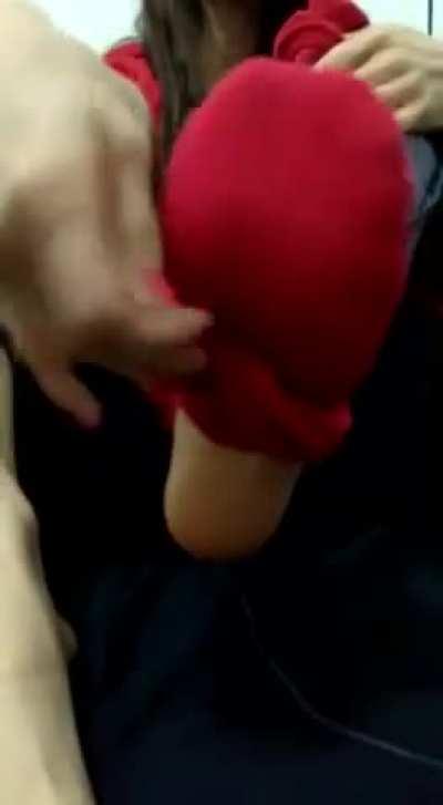 No socks, no problem 🥰