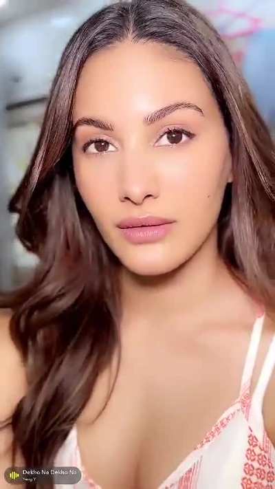 Amyra Dastur 