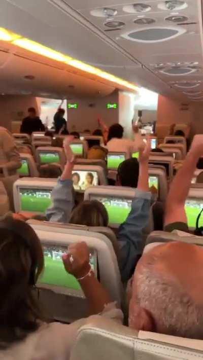 Passengers at 30,000 feet watching Cortnee score the winner