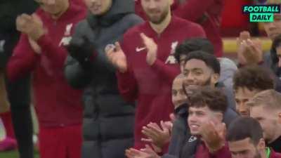 Gini presented with 'The Champions Wall' plaque