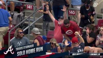 [Highlight] [Highlight] The Braves take an early lead with Travis d'Arnaud's second homer in as many days.
