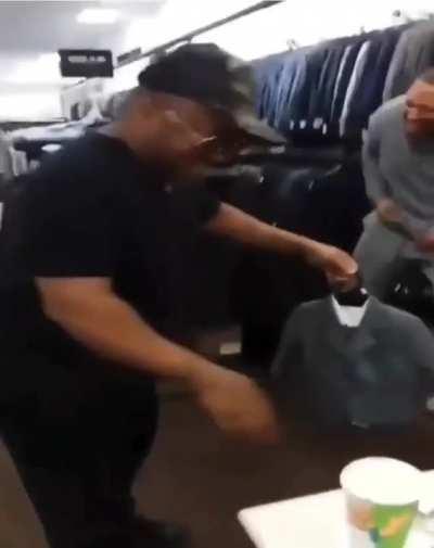 This is one of the best prank 😂😂😂