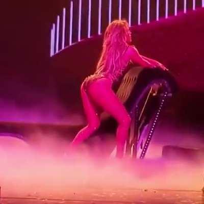 💦💦💦JLo performance....💋😍💋😍