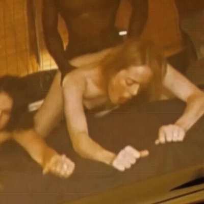 Emma Stone and Margaret Qualley