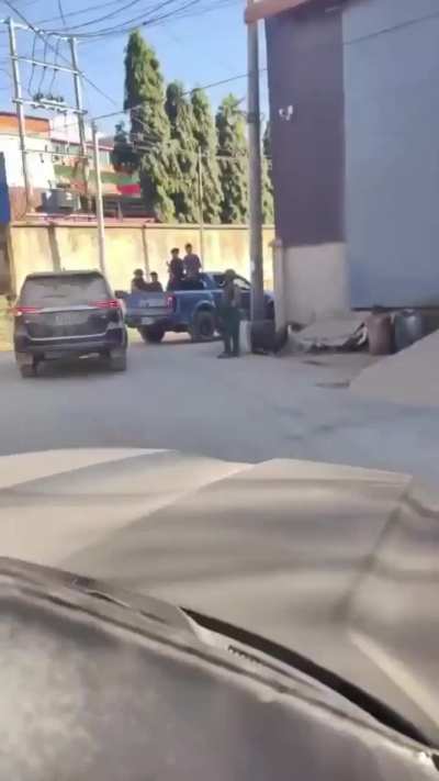 (Myanmar/Burma) Pro-military Junta Pyusawhti Militia Members Arguing with each other in Muse. A gun battle eventually breaks out (December 16th)