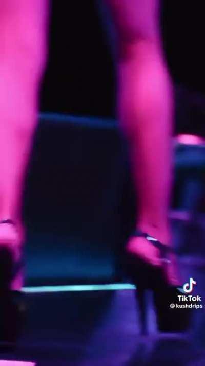 Katie Kush @kushdrips