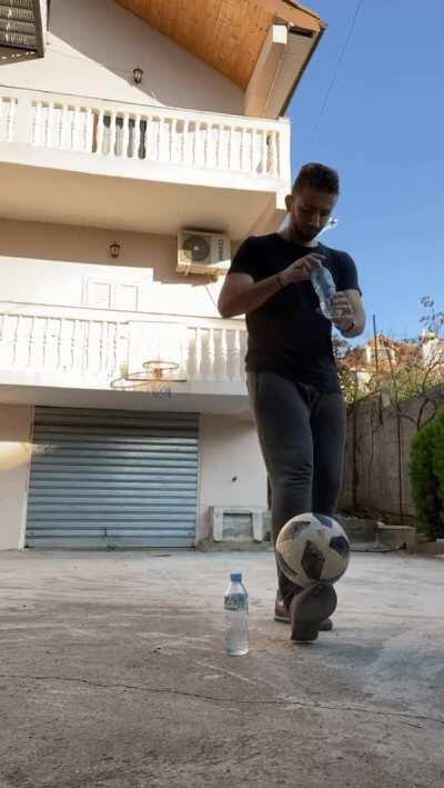 I wonder how many times he had to try this.