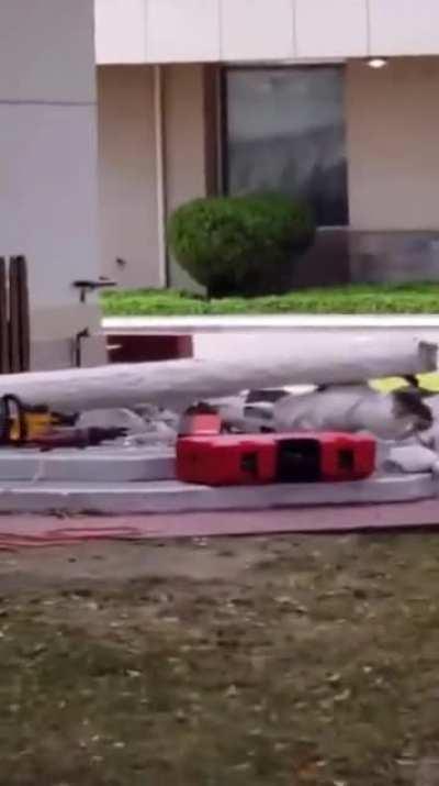 Improperly lifting a scultpure