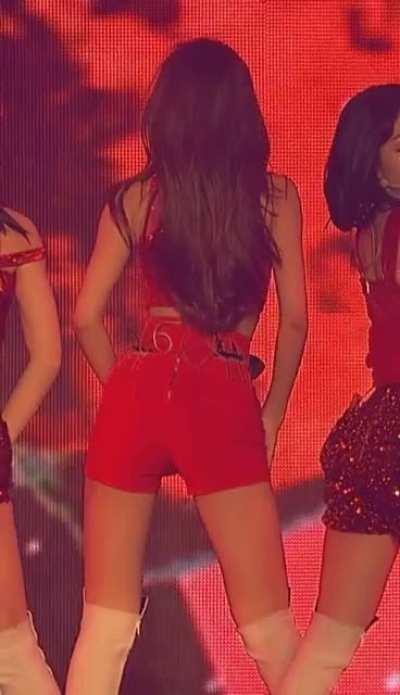 CHOU TZUYU (featuring HIRAI MOMO & PARK JIHYO