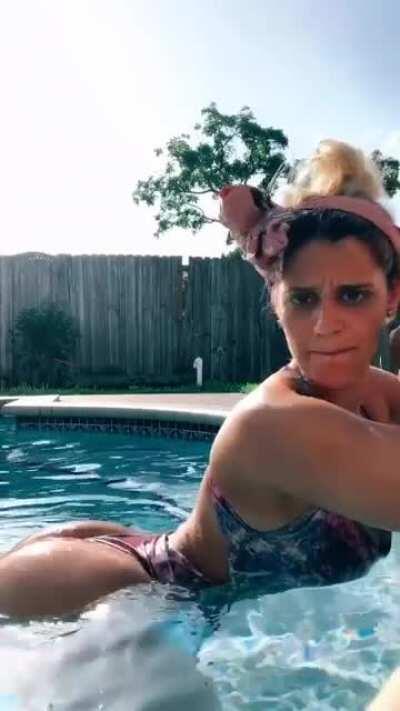 That booty is breaching