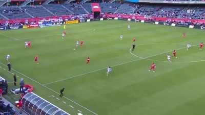 Chicago 0 - [1] Orlando - Facundo Torres 4’