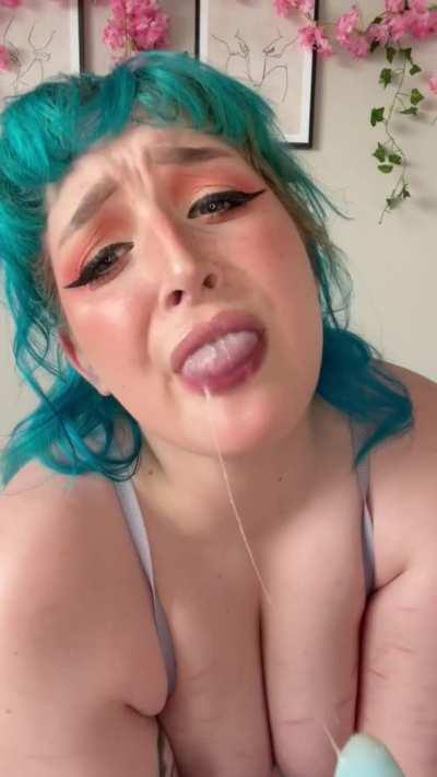 Such a messy girl when I suck [oc]