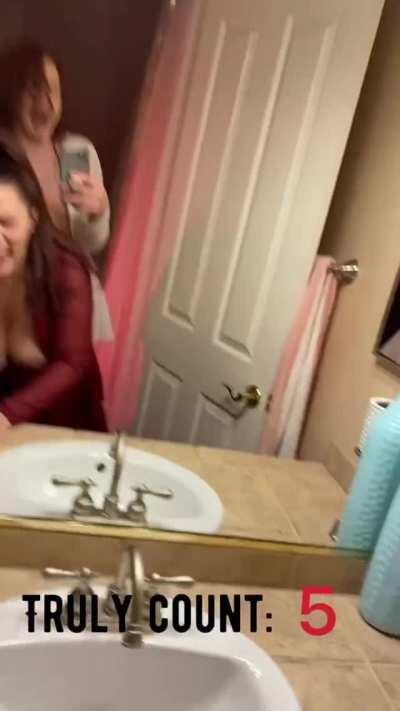 SEE WHAT HAPPENED WHEN GIRLS GET DRUNK ? (🔥👇FREE content IN THE COMMENTS👇🔥)