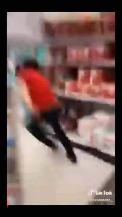 Shoots Wraith once..