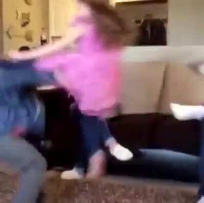 Joe Rogan voice: OOOOOO FRONT KICK TO THE FACE!!