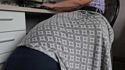 Enjoy the smelly dutch oven while I play CS 🍑💨🥵