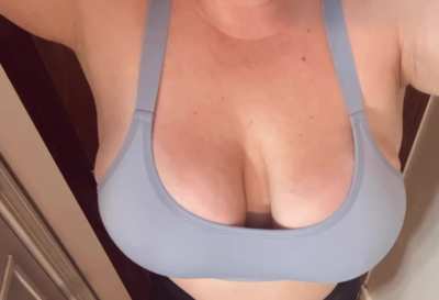 Like big titty milfs?