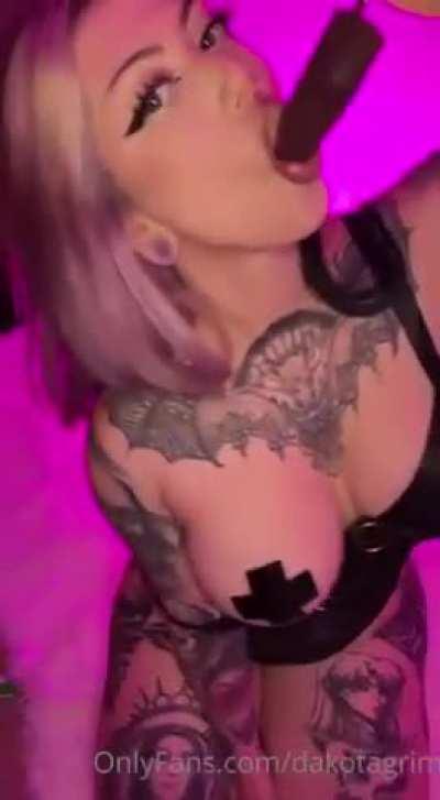 Throat goat at work (kinda)