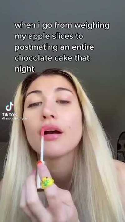 Weighing the apple slices 😭