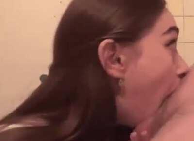 Magic trick that makes cocks disappear!