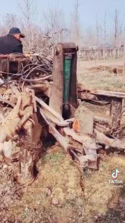 Stump remover (with dirt swipe)