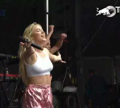 The immortal bounce in slow-mo