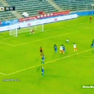 Un grande miguelito demostrando otra vez que hace mas ejercicio que el cristian