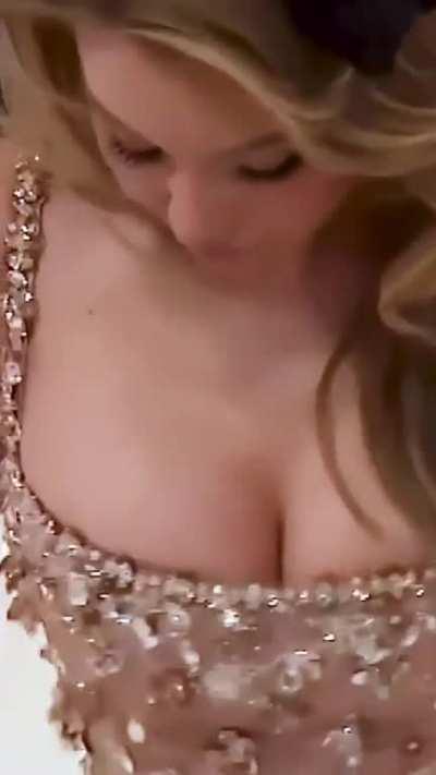 Sydney Sweeney at met gala