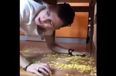 Me & my step bro cleaning the house!!!