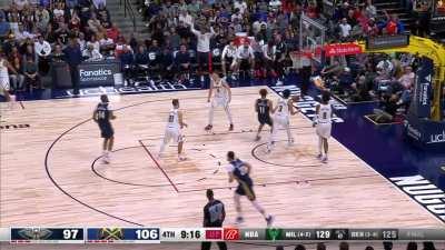 [Highlight] The rookie Jordan Hawkins with no fear launches the DEEP 3 to give him 29 points on the night, his 7th 3 of the night