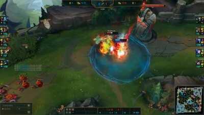 Gwen bug; Morde ults Gwen under his tower, tower goes AFK