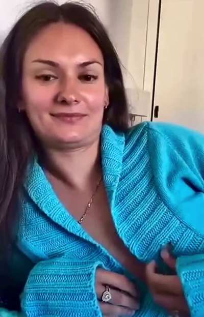 Yes I'd like to return this cardigan, the buttons don't work…