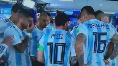 Messi mandando a call