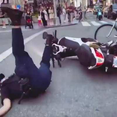 WCGW love doing wheelie in NYC