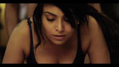 When Your Widow Mom Knows That After Your Father's Death Your Uncle Is Owner Of All The Property....This Is How She Makes Your Uncle Happy For Money ð¥µð¦