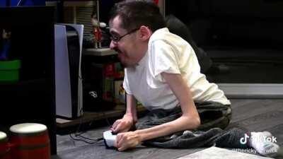 He got the ps5 SPECIAL EDition