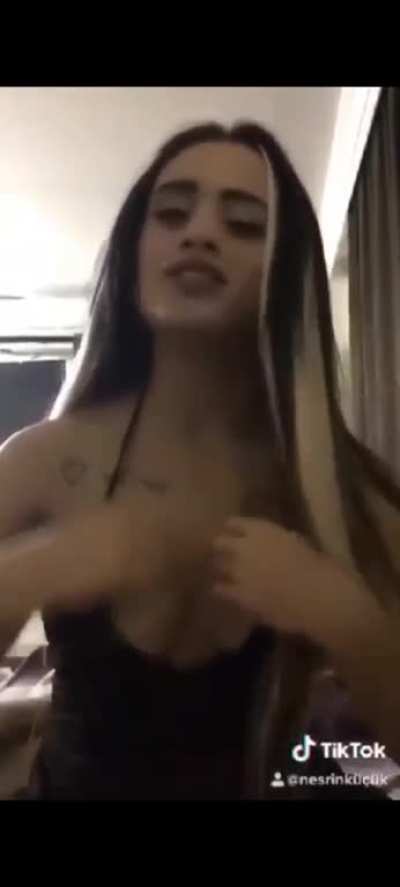 Nesrin küçük istemişlerdi galiba bu videoyu buyrun efenim
