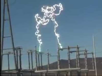 500,000 volt power line being opened