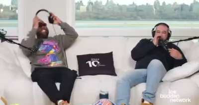 Flip show Marc a lot of grace on air