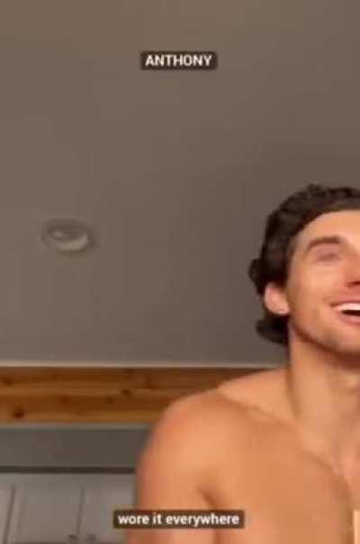 Pranking your mom with a Brazzers hat